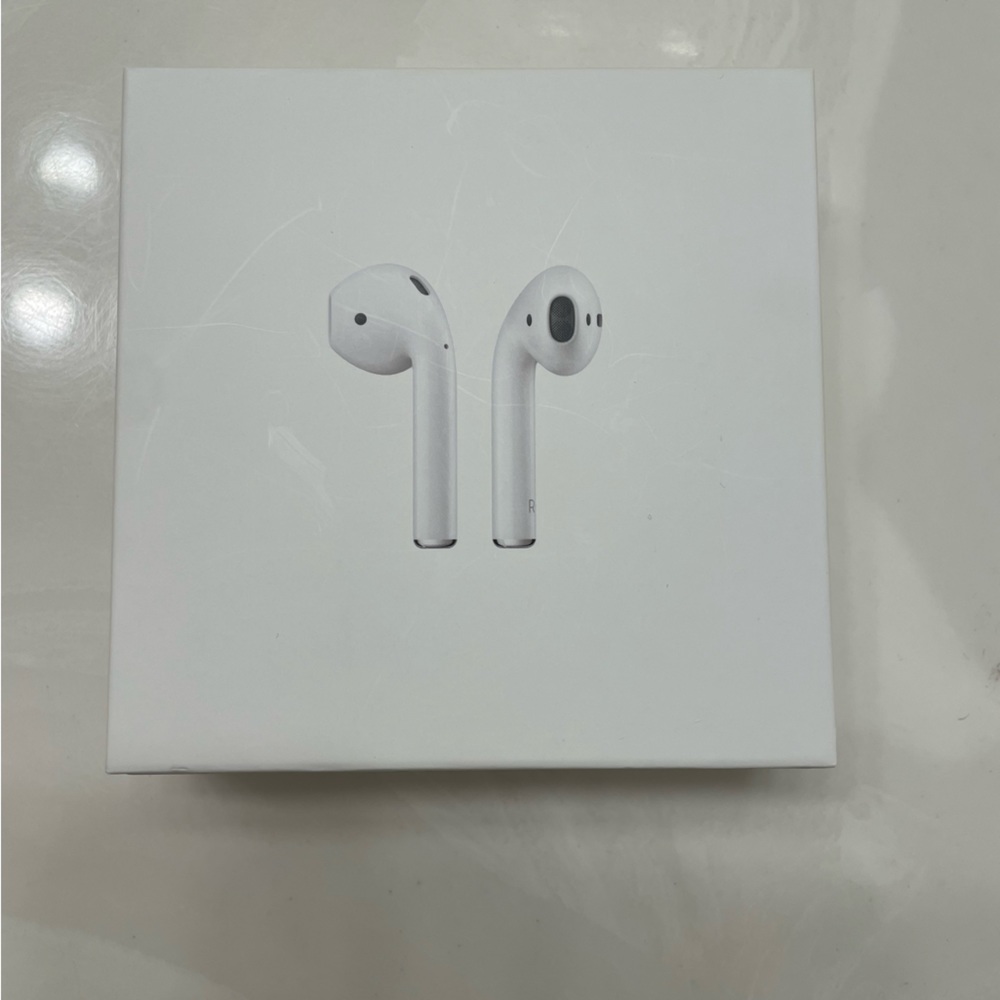 Apple AirPods (2nd generation) charging case ONLY